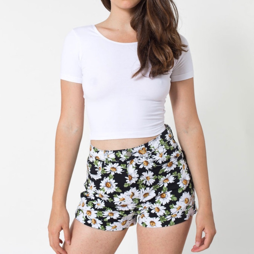 American apparel daisy print shorts